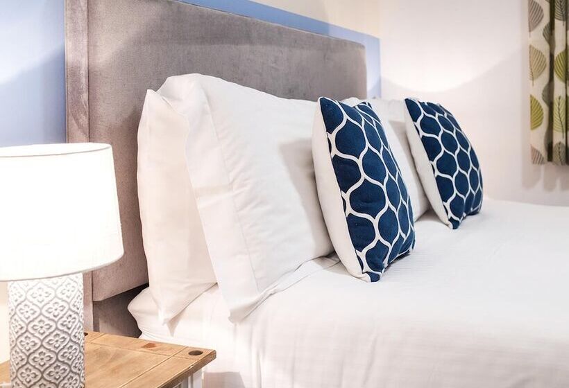 标准间, Royal Ashton Townhouse   Taunton