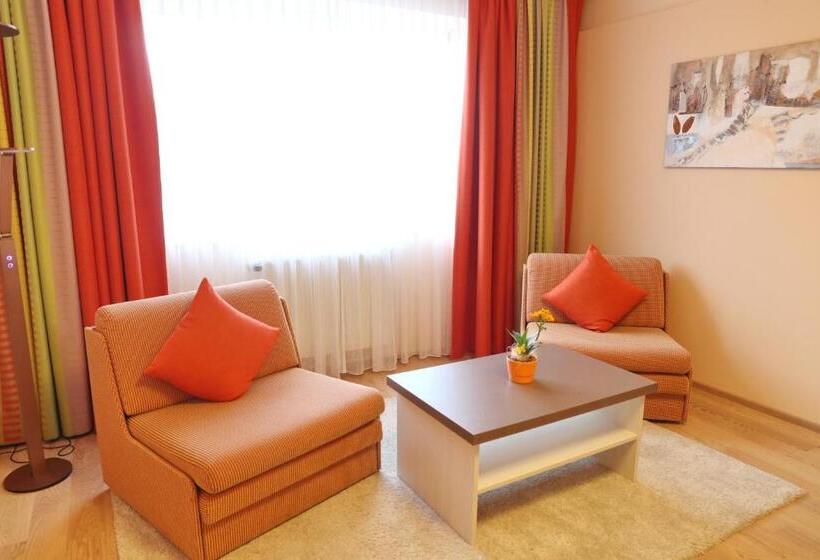 غرفة سوبيريور, Sorgerhof