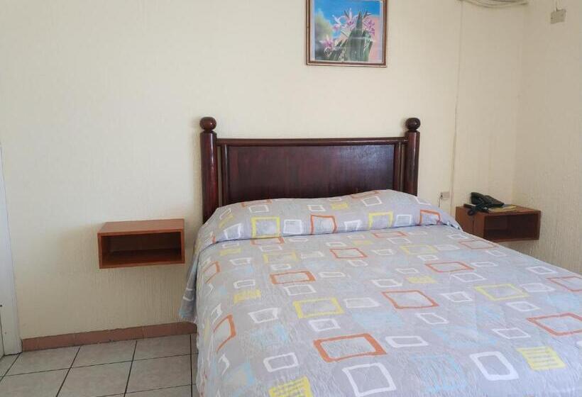 스탠다드 싱글 룸, Pekin