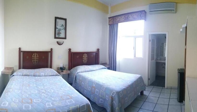 스탠다드 룸, Pekin