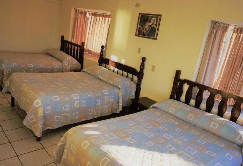 스탠다드 트리플 룸, Pekin