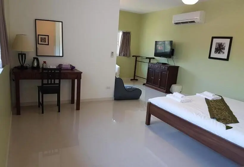 Perhehuone Vuoristonäkymä, The Hillside Pranburi Resort