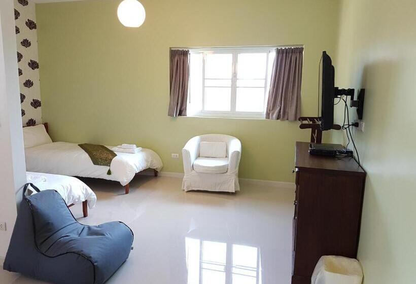 חדר משפחתי נוף להרים, The Hillside Pranburi Resort