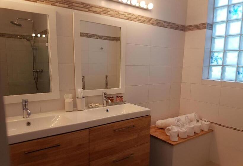 בקתת חדר, The Hillside Pranburi Resort