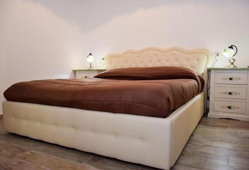 デラックスルーム, Albadido