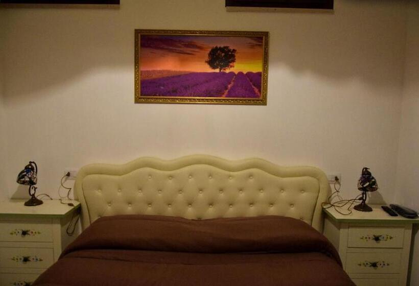 デラックスルーム, Albadido