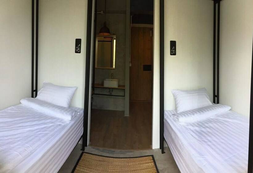 اتاق استاندارد, Bedgasm Hostel Chanthaburi