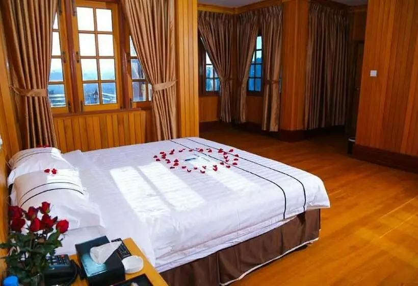 اتاق سوپریور, Famous Hotel Kalaw