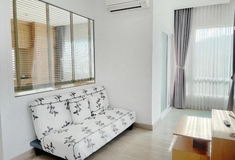 سوییت اجرایی, Hinoki Hotel   Onsen Chiang Mai
