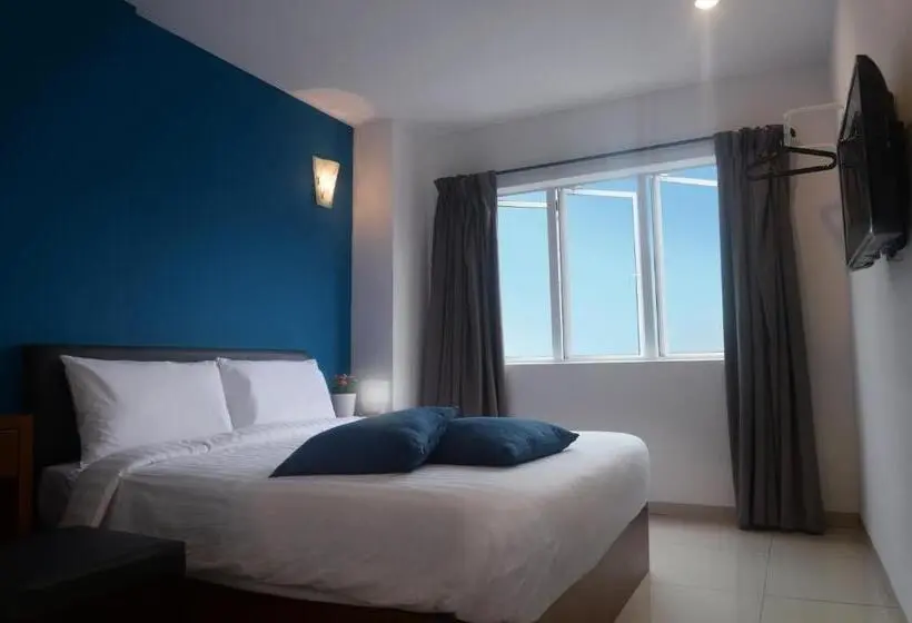 Chambre Deluxe King Size, Brezza Hotel Sitiawan