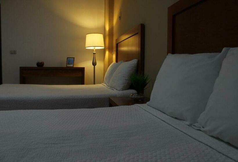 스탠다드 룸 더블 침대 2개, Marllou