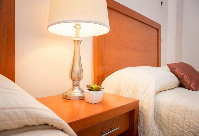 스탠다드 룸 더블 침대 2개, Marllou