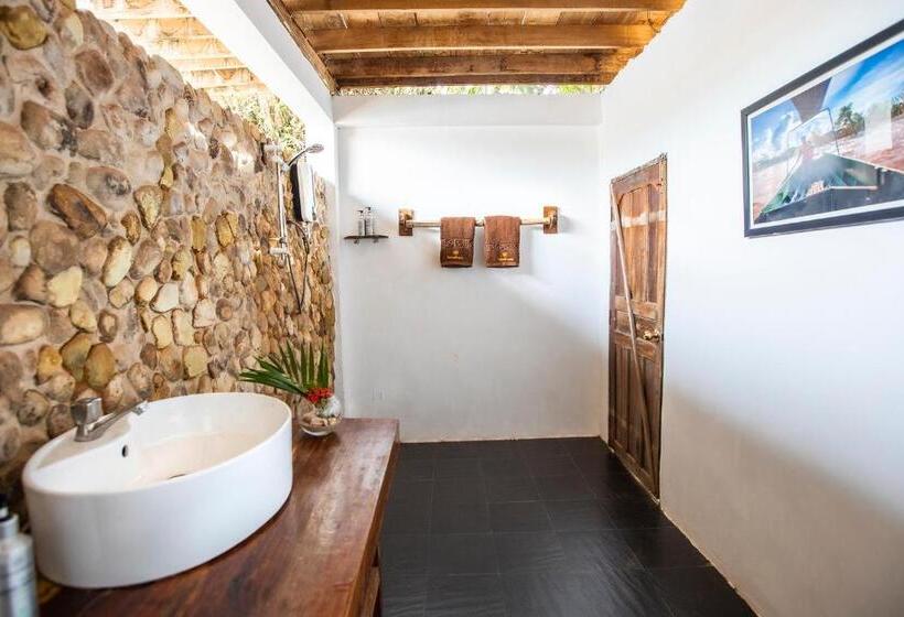 Cameră Standard cu Vedere la Râu, Sabay Beach