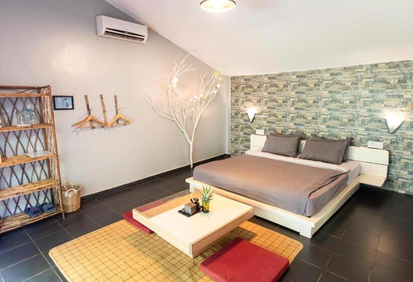 Bungalow Superior, Sabay Beach