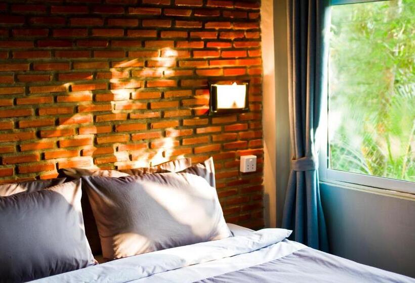 Cameră Familiară cu Vedere la Gradină, Sabay Beach