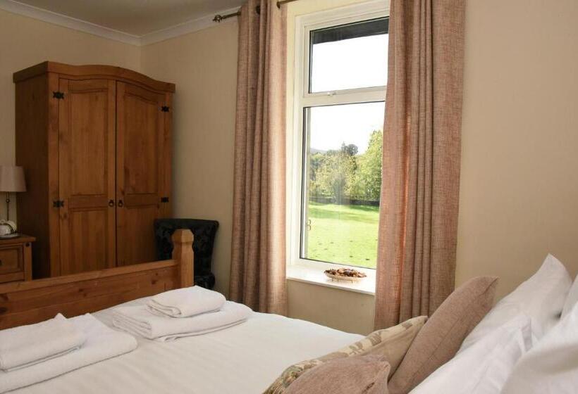 デラックスルーム, The Llanelwedd Arms