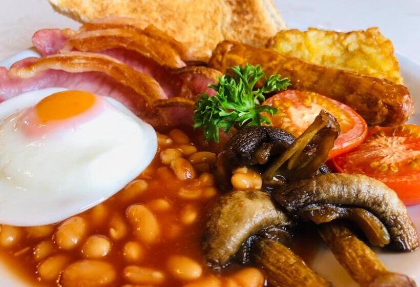 デラックスルーム, The Llanelwedd Arms