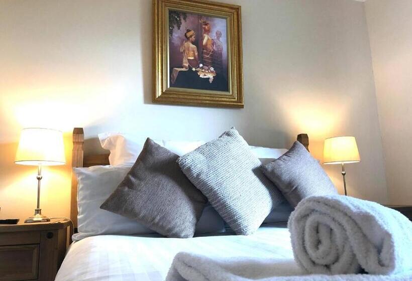 デラックスルーム, The Llanelwedd Arms