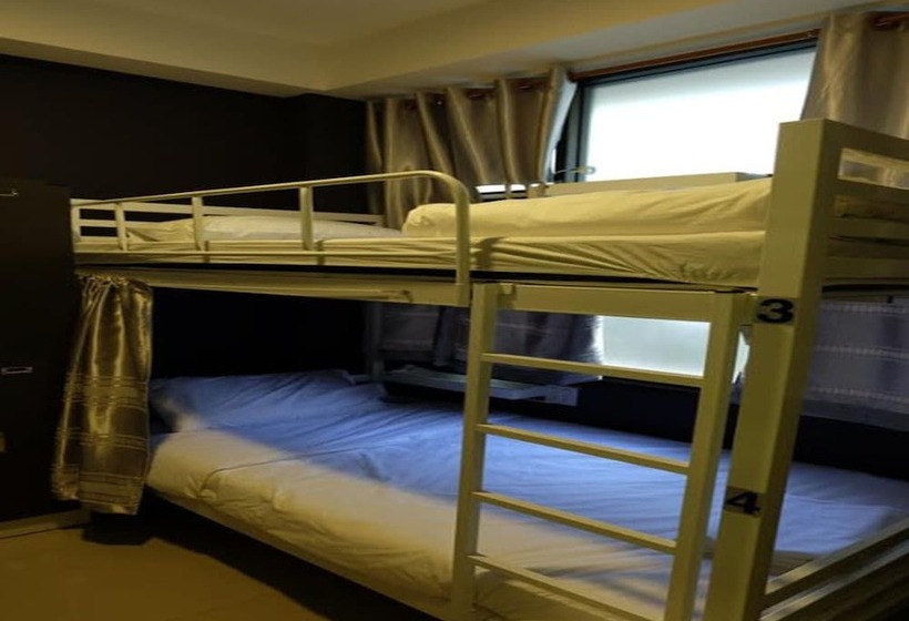 تختخواب در اتاق مشترک, Mahannop Hostel