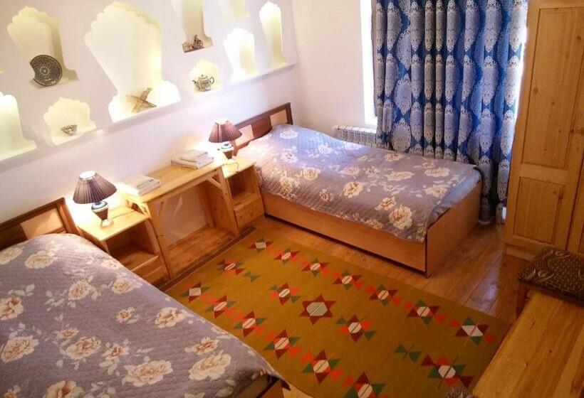 スタンダードルーム, Meros B&b