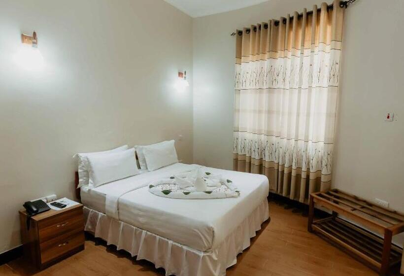 اتاق لوکس یک تخته, Panama Garden Resort