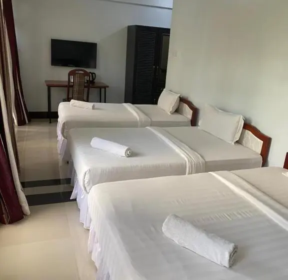 トリプルクラシックルーム, Panama Garden Resort