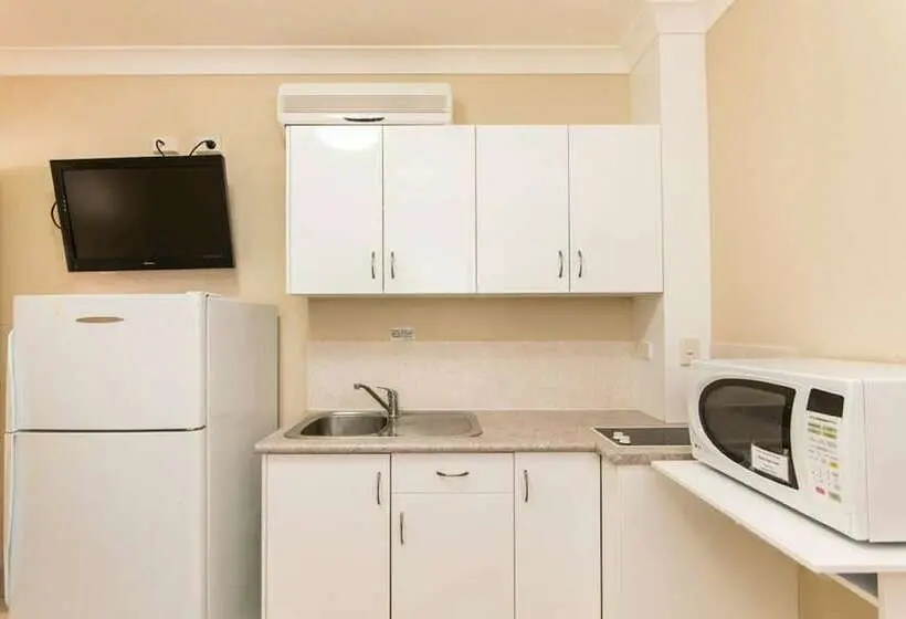 سوئیت خانواده 2 خوابه, Villa Capri Motel