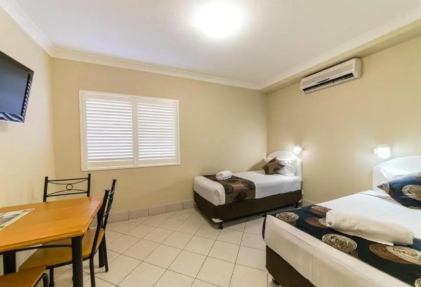 اتاق لوکس, Villa Capri Motel