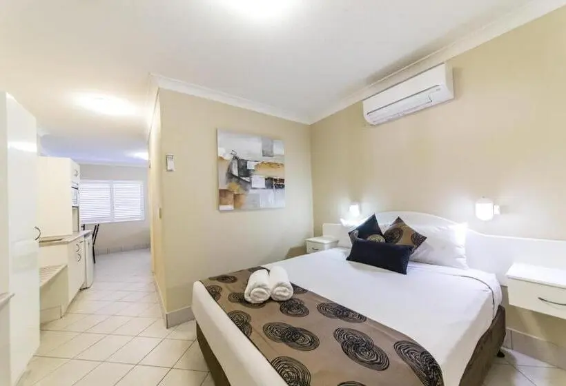 اتاق لوکس, Villa Capri Motel