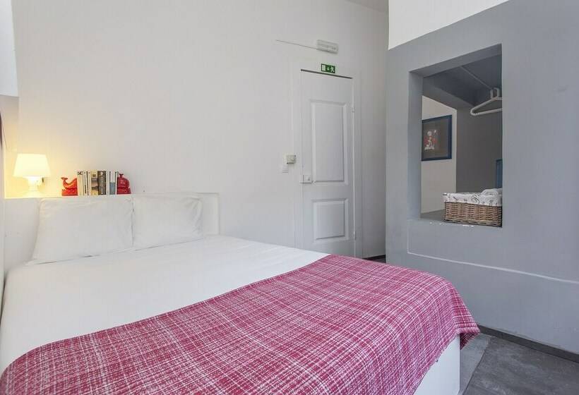 غرفة قياسية, 5 Sins Chiado Hostel