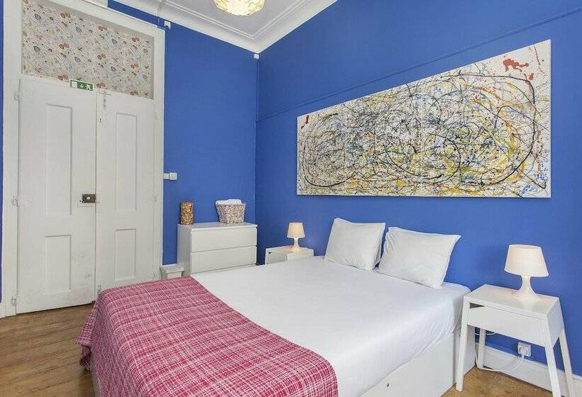 Quarto Estandar Banheiro Compartilhado, 5 Sins Chiado Hostel