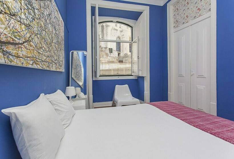 Quarto Estandar Banheiro Compartilhado, 5 Sins Chiado Hostel