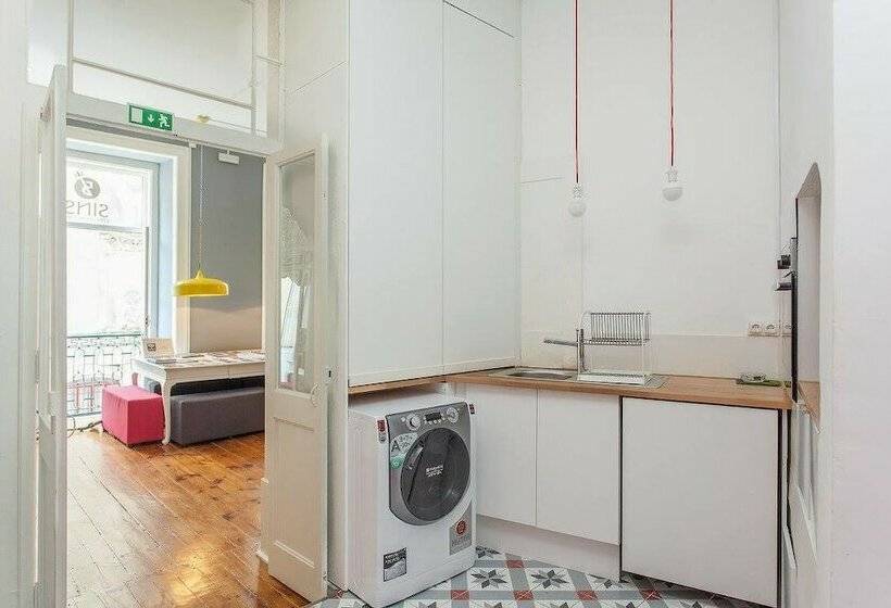 غرفة قياسية, 5 Sins Chiado Hostel