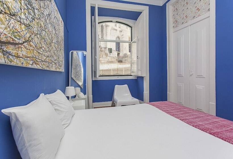 Quarto Estandar Banheiro Compartilhado, 5 Sins Chiado Hostel