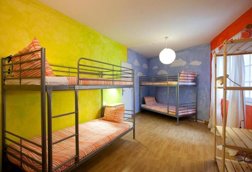 Кровать в Общей Комнате, Ericeira Surf Camp
