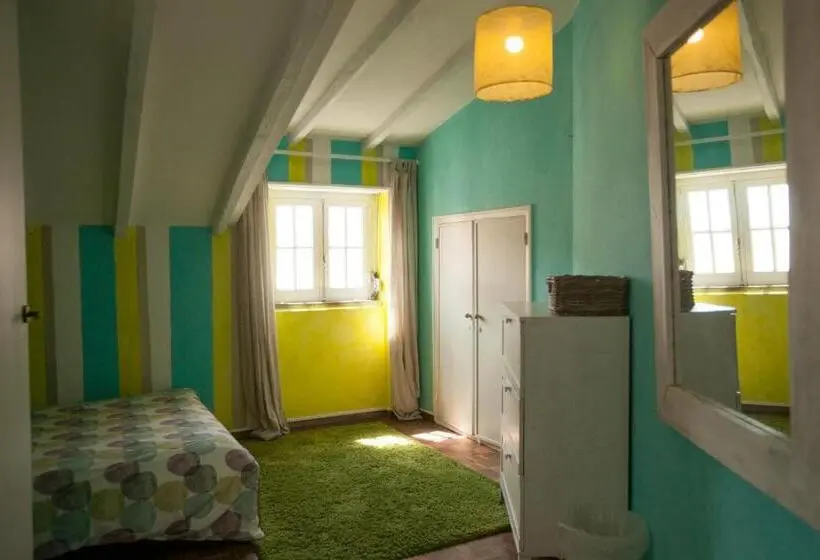 ベーシックルーム, Ericeira Surf Camp