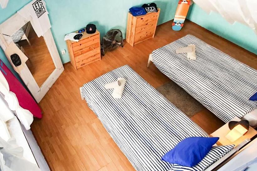 공동 객실, Ericeira Surf Camp