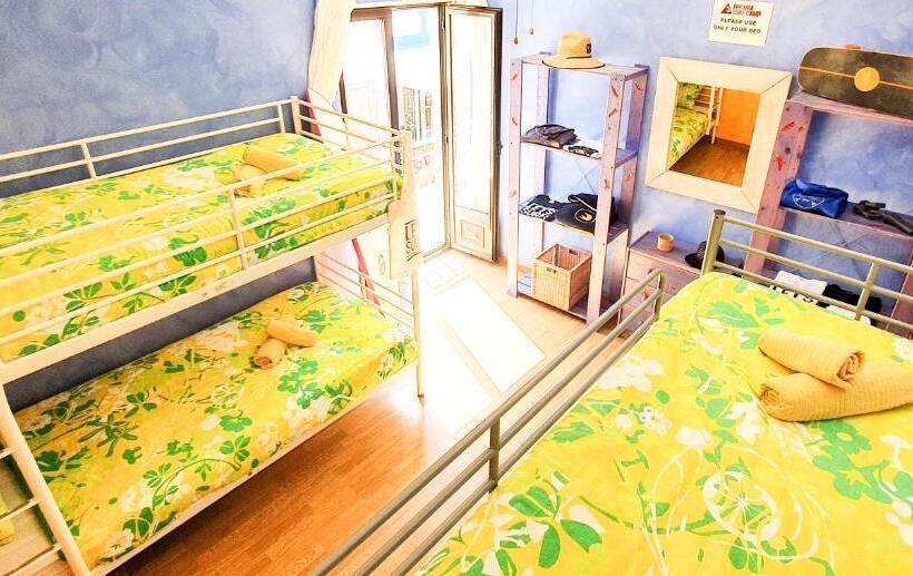 Кровать в Общей Комнате, Ericeira Surf Camp