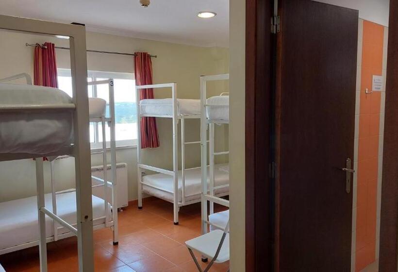 Pokój Rodzinny, Hi Alfeizerão – Pousada De Juventude