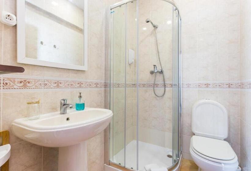 اتاق استاندارد, 3 Marias Garden House