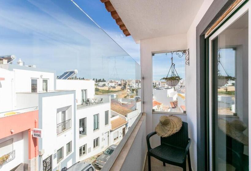 اتاق استاندارد, 3 Marias Garden House