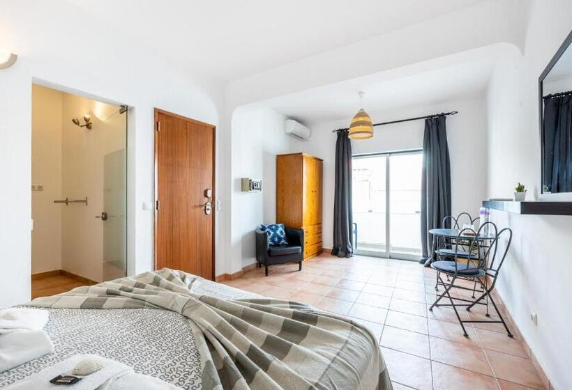 اتاق استاندارد, 3 Marias Garden House