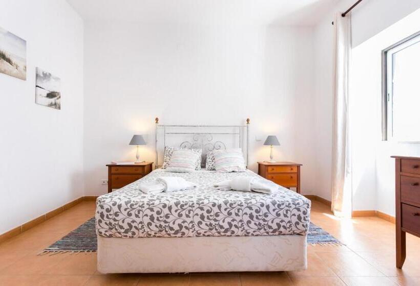 اتاق استاندارد, 3 Marias Garden House