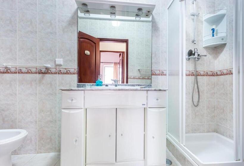 اتاق استاندارد, 3 Marias Garden House