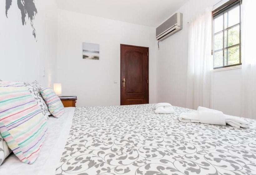 اتاق استاندارد, 3 Marias Garden House