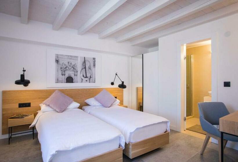 غرفة ديلوكس مطلّة علي البحر, Bova Luxury Rooms