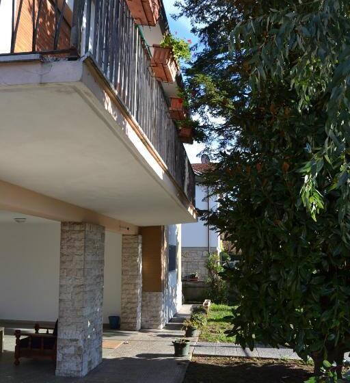 اتاق استاندارد سه تخته با سرویس بهداشتی مشترک, My Way