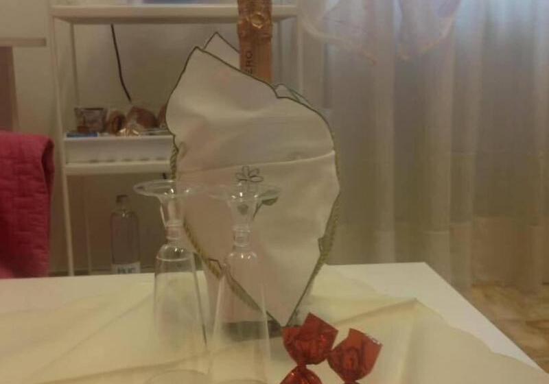 اتاق استاندارد یک نفره, My Way