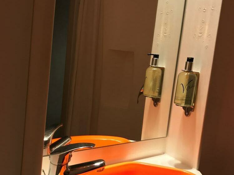 Номер Economy, Easyhotel South Kensington