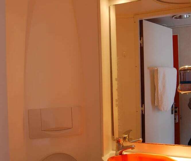 Номер Economy, Easyhotel South Kensington